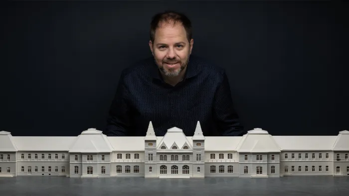 Miskolc Tiszai Pályaudvar részletgazdag H0 vasútmodell FDM technológia